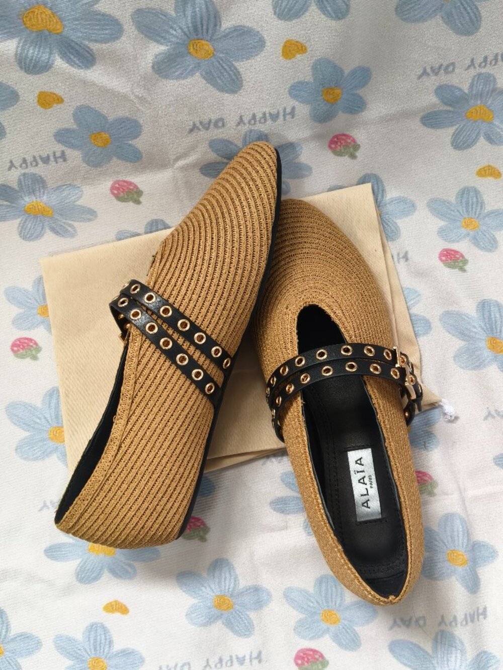 Alaia straw double-button Mary Jane flats - Picture 5 of 11